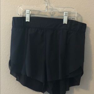 lululemon size 2 navy shorts